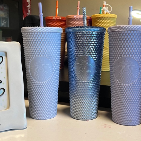 Starbucks Cups - Picture 7 of 8